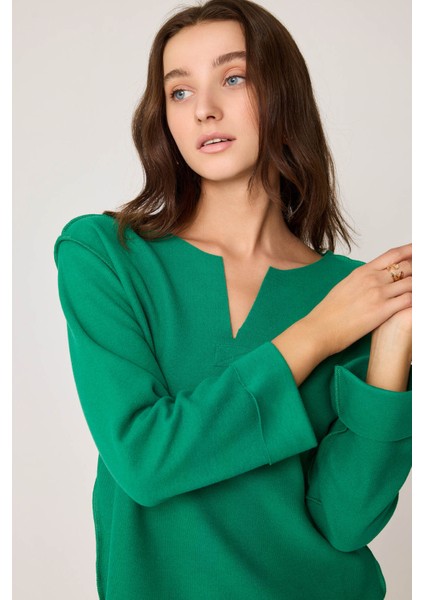 Kesik V Yaka Ters Dikiş Bluz fiyatları