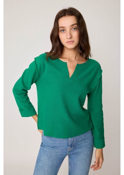 Kesik V Yaka Ters Dikiş Bluz fırsatları