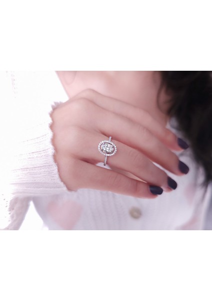 Pırlanta ve Oval Beyaz Topaz Taşlı Arusha Yüzük 0423R0212 indirimleri