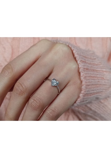 G Renk 0,16 Karat Pırlanta Tektaş Kalp Yüzük 0404R0333 fırsatları