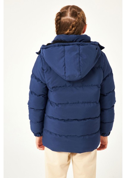 Cep Detaylı Kapüşonlu Unisex Çocuk Mont Indigo