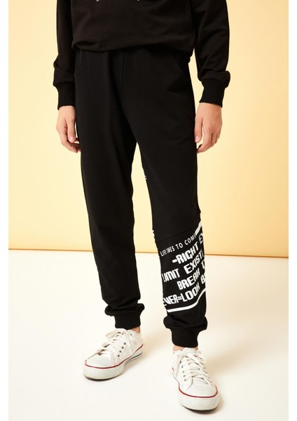 Never Look Baskı Detaylı Erkek Çocuk Eşofman Altı Siyah fiyatları