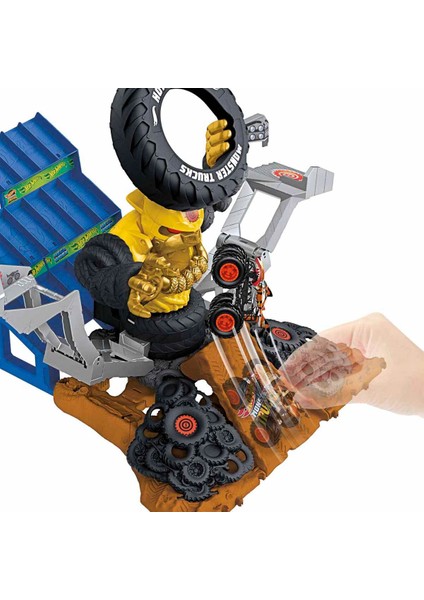 Hotwheels Hot Wheels Monster Trucks Arena'da Şampiyonluk Mücadelesi Oyun Seti HPN71