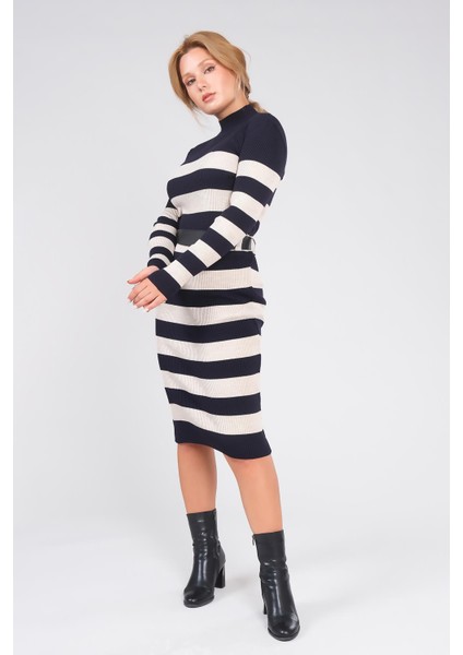 Kadın Kemerli Çizgili Triko Elbise Lacivert