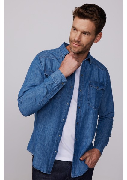 Slim Fit Dar Kesim Çift Cep Kapaklı Pamuklu Denim Lacivert Gömlek