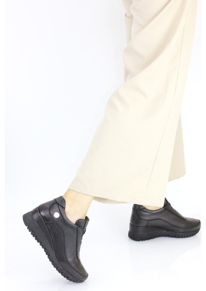 Kadın Deri Günlük Hafif Dolgu Taban Bağcıksız Spor Tarz Ayakkabı M24/KA6345 fırsatları