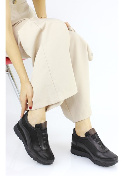 Kadın Deri Günlük Hafif Dolgu Taban Bağcıksız Spor Tarz Ayakkabı M24/KA6345