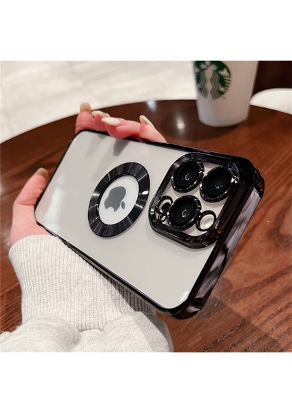 iPhone 15 Pro Max Kılıf Şık Logo Gösteren Tasarımlı Kamera Lens Korumalı Yumuşak Silikon Slot Case