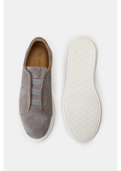 Erkek Gri Bağcıksız Süet Sneaker