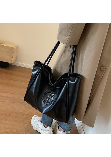 Büyük Kapasiteli Kadın Omuz Çantası (Yurt Dışından) fiyatları