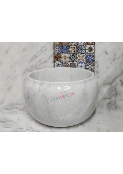 Mermer Kulaksız Kurna