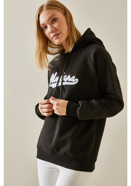 Siyah Yazı Detaylı Şardonlu Kapüşonlu Sweatshirt 4KXK8-47594-02 modelleri