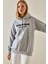 Gri Yazı Detaylı Şardonlu Kapüşonlu Sweatshirt 4KXK8-47596-03 1