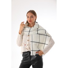 Elif İç Giyim Kadın Ekose Desenli Yumuşak Dokulu Atkı Ekru - Siyah Renk Sezonluk Kullanım İçin