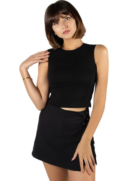 Kadın Siyah Fitted/vücuda Oturan Crop Halter Yaka Fitilli Esnek Örme Bluz Atlet 23K-TRP-CRP06