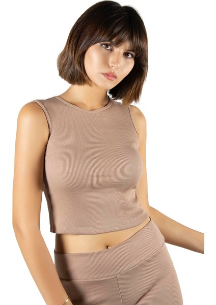 Kadın Bej Fitted/vücuda Oturan Crop Halter Yaka Fitilli Esnek Örme Bluz Atlet 23K-TRP-CRP06