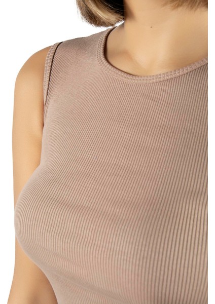 Kadın Bej Fitted/vücuda Oturan Crop Halter Yaka Fitilli Esnek Örme Bluz Atlet 23K-TRP-CRP06