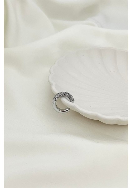 Taşlı Silver Kıkırdak Küpe