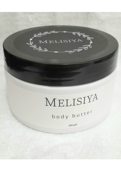 Shea Yağı ve Zeytinyağı İçeren Nemlendirici Vücut Kremi