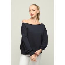 Kadın Düşük Omuzlu Uzun Kollu Örme Sweatshirt