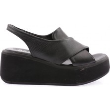 DGN 5806 Kadin Çapraz Bantli Kalin Taban Sandalet