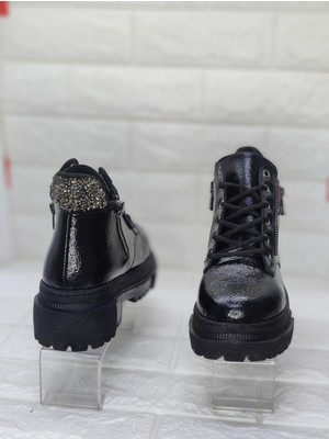 Meluxury  Shoes Taşlı Kadın Siyah Kısa Bot Kalın Taban Çift Fermuarlı Suni Deri Bootie