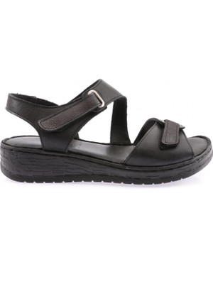 DGN 07-23Y Kadin Cirtli Sandalet