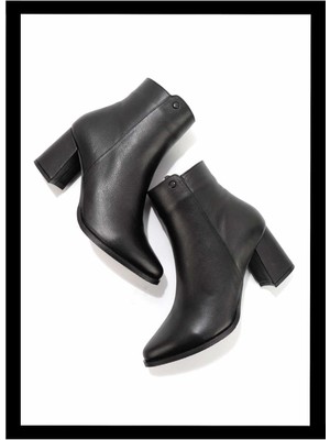 Bambi Siyah Hakiki Deri Kadın Bot & Bootie K02208021203