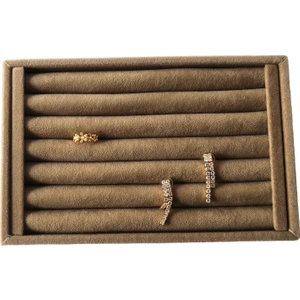 Megas Dekor Yerli Üretim Küçük Boy Süet Kumaş Kahve Renk 22,5/14,5 cm Rulo Çekmece Içi Yüzük Standı