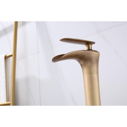 Lavabo Bataryası Çanak Lavabo Musluğu Mat Gold Batarya Şelale Musluk modelleri