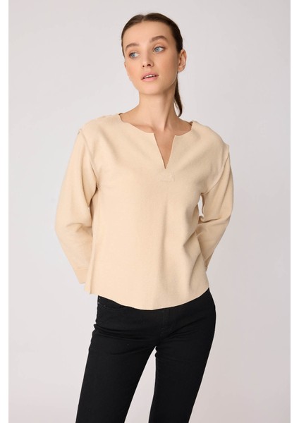 Kesik V Yaka Ters Dikiş Bluz modelleri