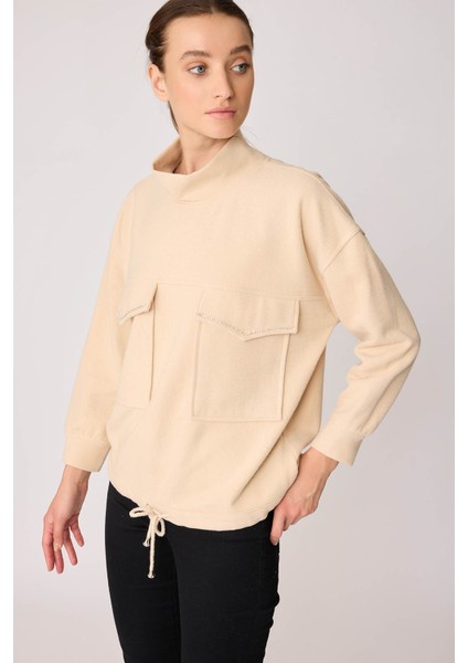 Taşlı Kapak Cepli Beli Bağcıklı Bluz fırsatları