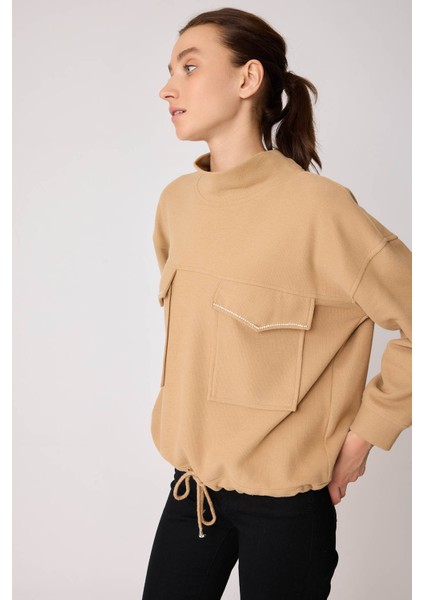 Taşlı Kapak Cepli Beli Bağcıklı Bluz fırsatları