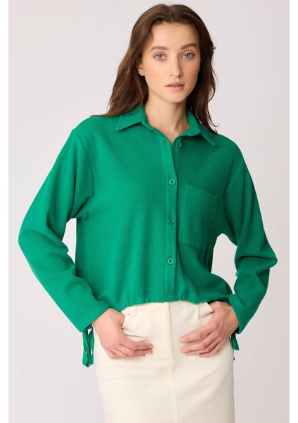 Önü Düğmeli Beli Bağcıklı Tek Cep Örme Bluz