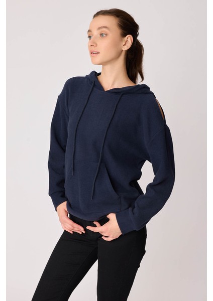 Omuz Dekolteli Kanguru Cep Kapüşonlu Sweatshirt fiyatları