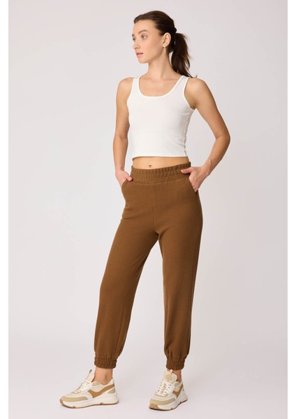 Beli ve Paçası Lastikli Örme Pantolon modelleri
