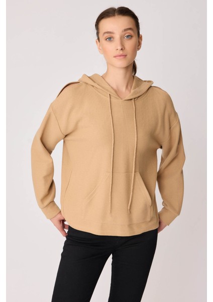 Omuz Dekolteli Kanguru Cep Kapüşonlu Sweatshirt