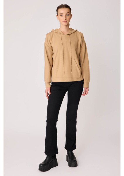 Omuz Dekolteli Kanguru Cep Kapüşonlu Sweatshirt fiyatları