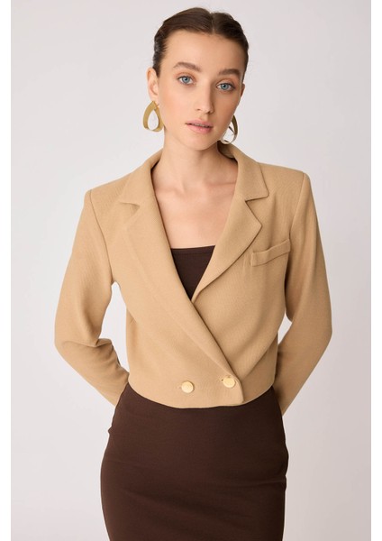 Gold Düğmeli Astarlı Triko Ceket fırsatları
