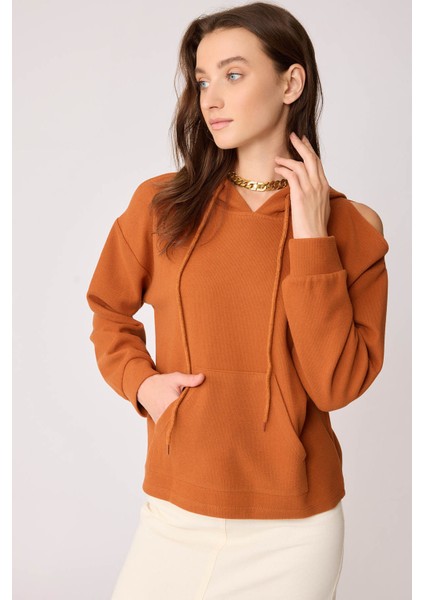 Omuz Dekolteli Kanguru Cep Kapüşonlu Sweatshirt fırsatları