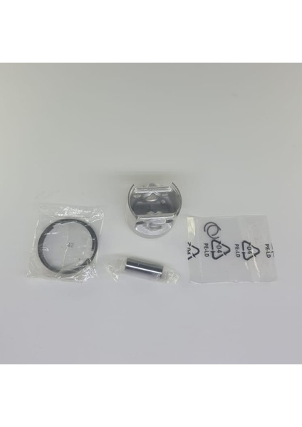Stihl 024 Piston Set 42 mm