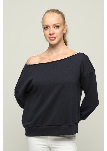 Kadın Düşük Omuzlu Uzun Kollu Örme Sweatshirt fırsatları