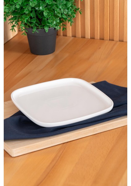 Pure Royal Kare Pasta Tabak - 20 cm
