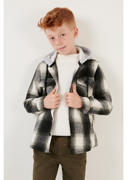 Kapüşonlu Çift Cepli Ekoseli Kışlık Oduncu Gömlek Erkek Çocuk Gömlek CF24W81780 indirimleri