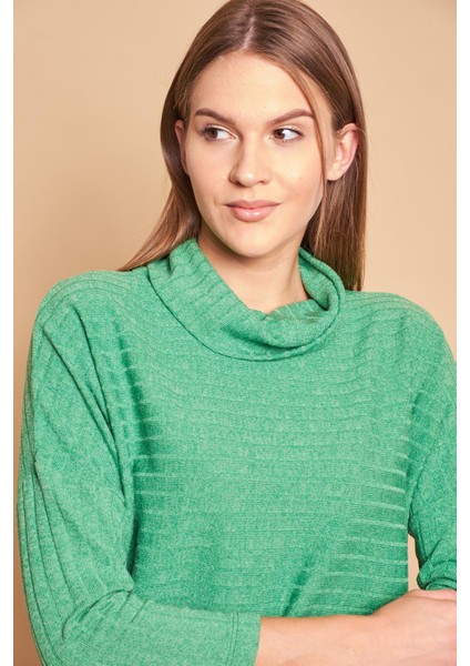 Degaje Yaka Uzun Kol Hafif Esnek Triko Bluz-Zümrüt fırsatları