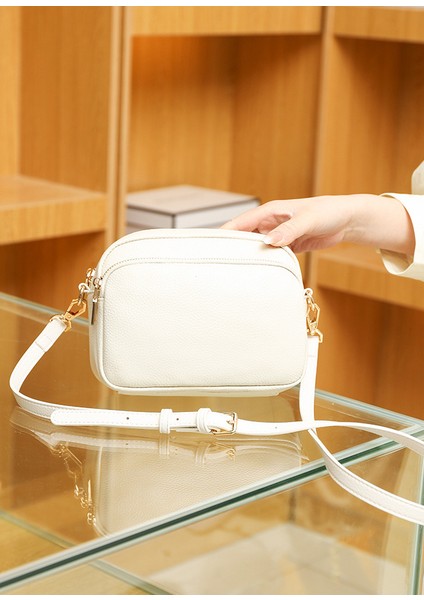 Moda Hakiki Deri Bayan Çapraz Omuz Çanta Sokak Trendi Basit Tek Omuz Küçük Çanta Ilk Kat Inek Derisi Seyahat Alışveriş Küçük Kare Çanta (Yurt Dışından) fırsatları