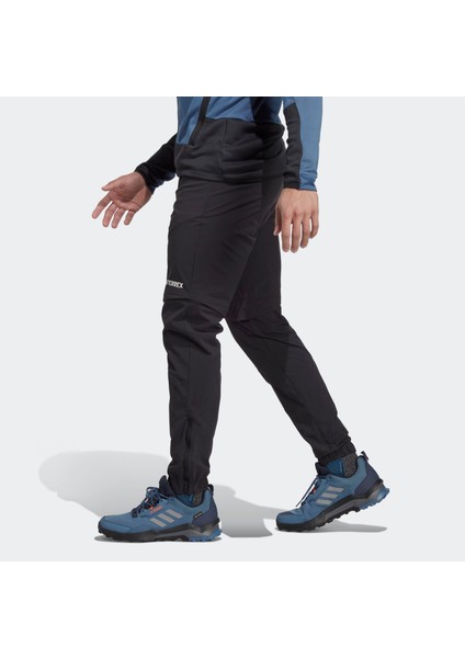 Terrex Utilitas Erkek Siyah Outdoor Pantolon (HN2896) modelleri
