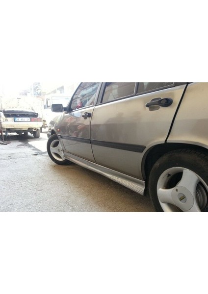 Fiat Tipo Yan Marşpiyel Benekli Model Boyalı