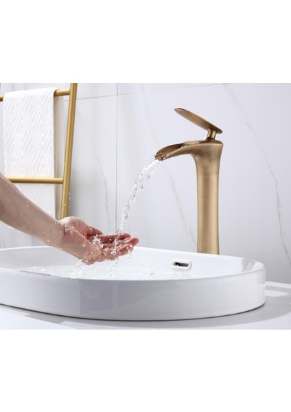 Lavabo Bataryası Çanak Lavabo Musluğu Mat Gold Batarya Şelale Musluk