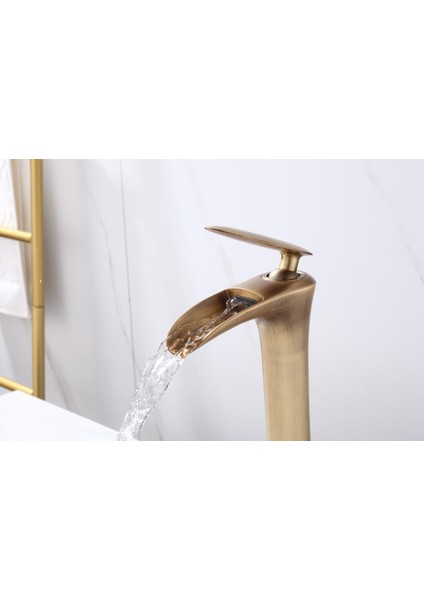 Lavabo Bataryası Çanak Lavabo Musluğu Mat Gold Batarya Şelale Musluk